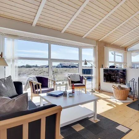 Caro - 807m From The Sea By Interhome