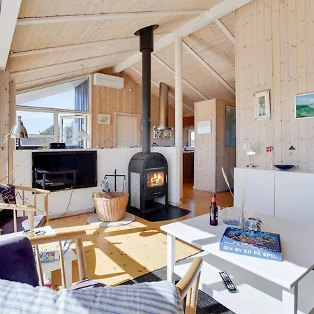 Caro - 807m From The Sea By Interhome